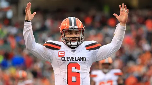 Dez Bryant le pegó con todo a Baker Mayfield