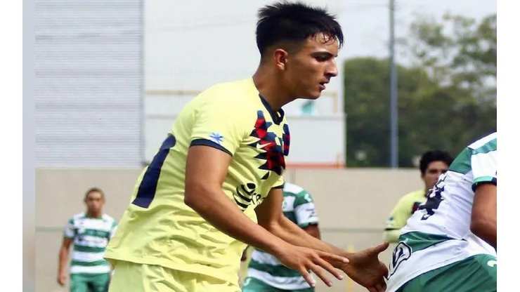 Lomelí dejó de ser jugador del América.
