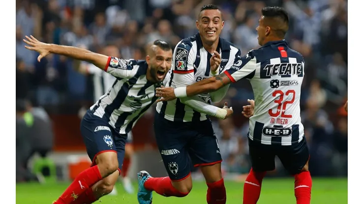 Rogelio Funes Mori convirtió el mejor gol Rayado del torneo, por supuesto.