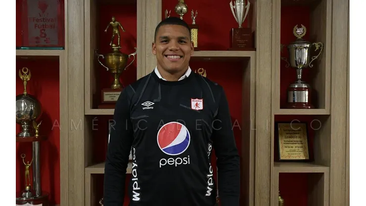 Arquero de la Selección de Venezuela llega al América tras salida de Volpi