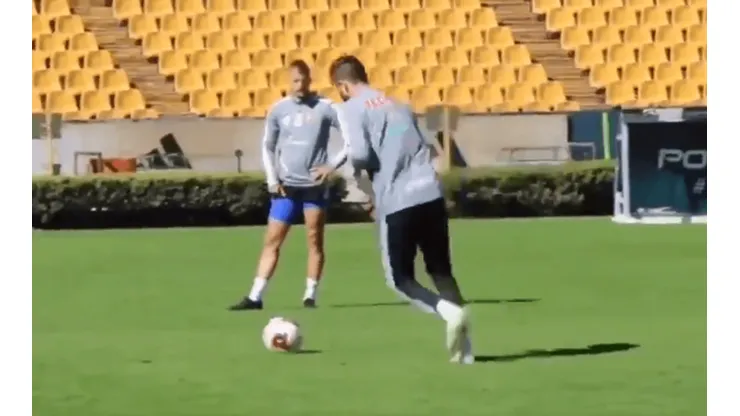 Gignac prometió y cumplió con un golazo en la práctica