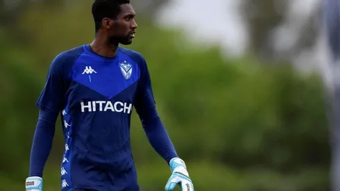 Alexander Domínguez, arquero de Vélez Sarsfield.