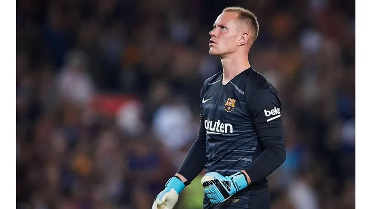 Ter Stegen evalúa operarse para recuperarse de su lesión en la rodilla derecha