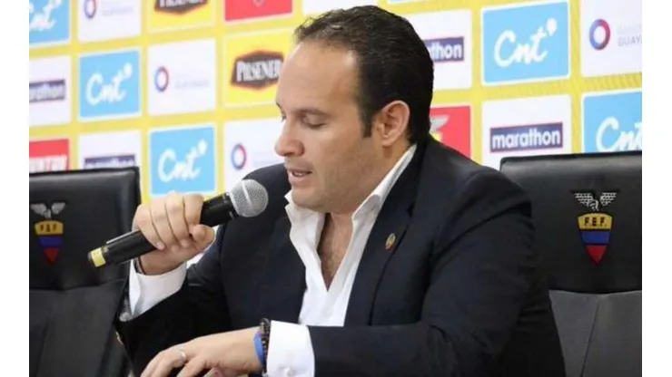 Algo es algo: la Federación de Ecuador anunció a su nuevo Director Deportivo