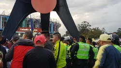 Conatos de violencia entre aficionados del América