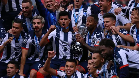 La ceremonia de la premiación: Rayados levantó la copa