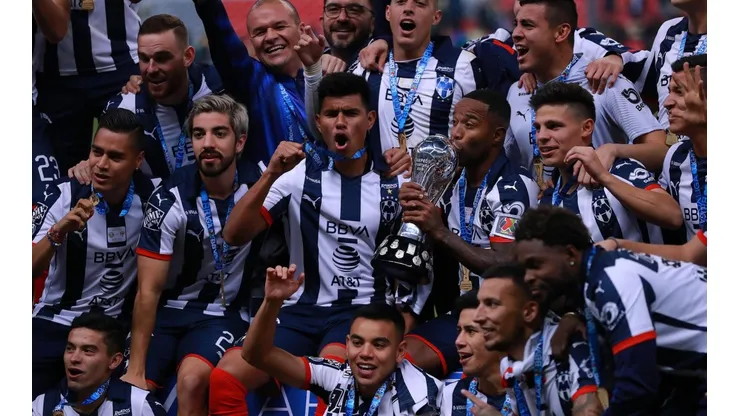 La ceremonia de la premiación: Rayados levantó la copa
