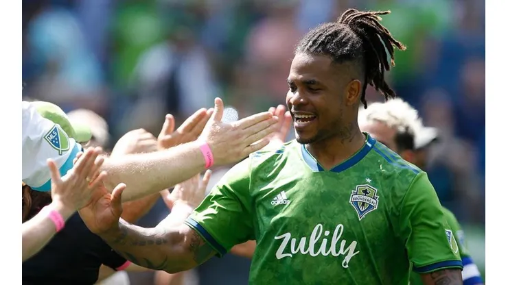 Román Torres viene de salir campeón con Seattle Sounders en la MLS.