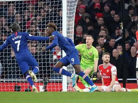Arsenal ganaba el Derby pero Chelsea lo dio vuelta a cuatro del final