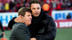 Miguel Herrera y Antonio Mohamed tienen mucho en común en sus carreras, que nuevamente se unen en la final del Apertura. (Foto: Getty Images).