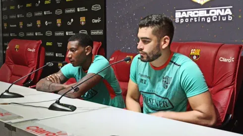 Gustavo Vallecilla en conferencia de prensa.