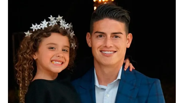 No descansa: James Rodríguez subió una foto en el gimnasio junto a su hija
