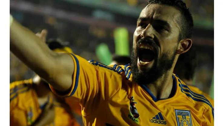 Ex Tigres le respondió a Vangioni sobre grandeza de Monterrey