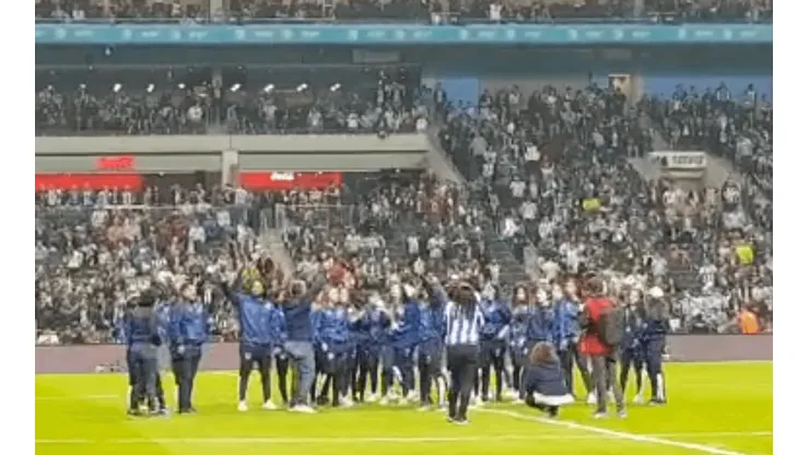 El Estadio BBVA homenajeó a las Rayadas por el título del Apertura