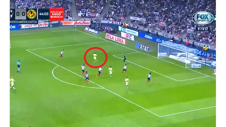 Viñas quedó mano a mano y anotó el gol del 1-0 para América