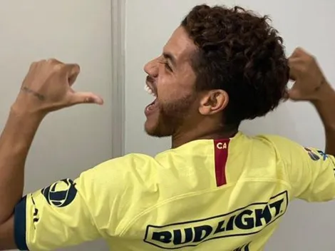 Le queda genial: Jona dos Santos lució la playera de América