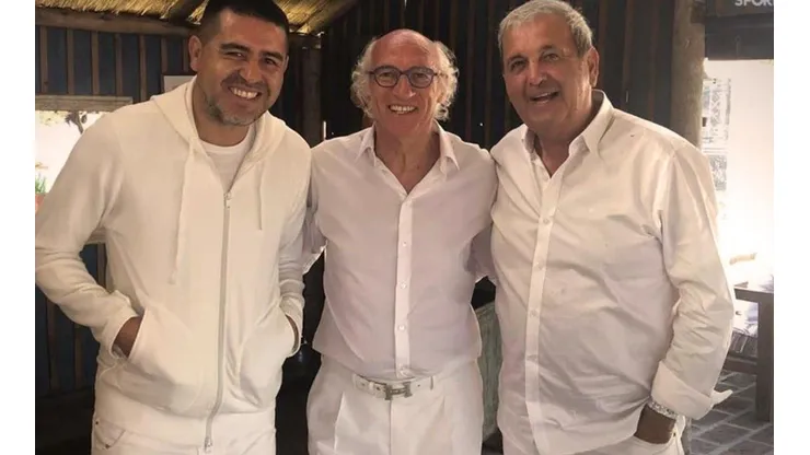 Carlos Bianchi ya se puso a disposición del Boca de Riquelme