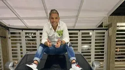 Ya en Barranquilla, Teo se subió a su lujoso deportivo y metió foto mostrando un llamativo detalle