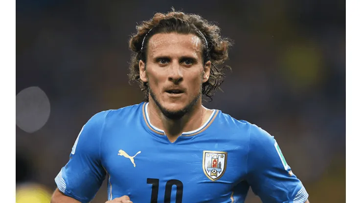 ¿Qué jugadores irán al partido de despedida de Diego Forlán?
