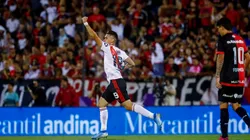 Foto del futbolista de River celebrando un gol.