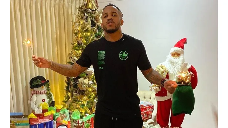 Farfán se lesionó contra Brasil en junio de este año.