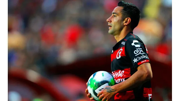 Francotirador de Récord: Luis Fuentes avisó a compañeros que jugará en América