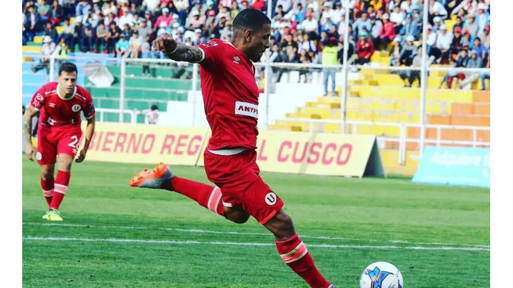 Gómez jugó con Guastavino en Universitario de Deportes.