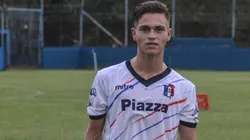 Thiago Nuss con los colores de Deportivo Español.