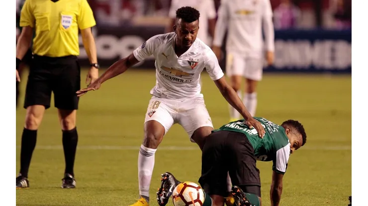 Jefferson Orejuela en un partido de Liga de Quito.