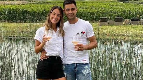 Martínez metió foto con su pareja y un ex-River lo mató en los comentarios