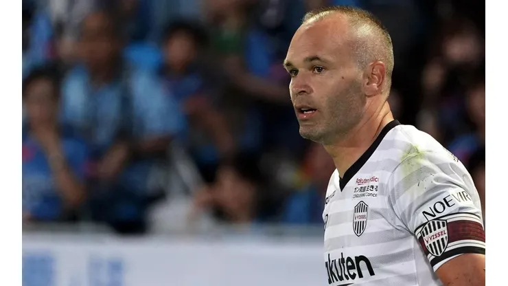 Verón se refirió a las intenciones de Estudiantes con Andrés Iniesta