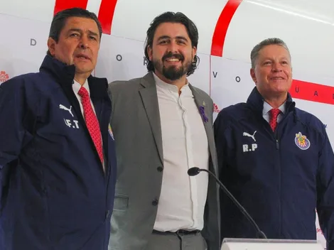 Cada día más picante: Negro Santos, duro contra Tena y Peláez