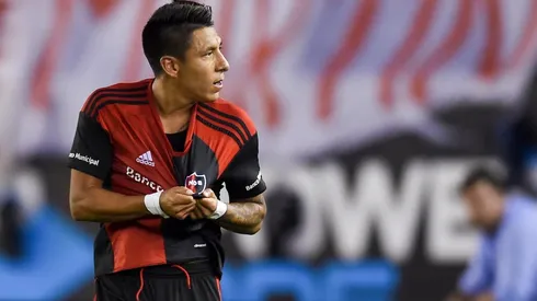 Brian Sarmiento con la camiseta de Newell's.