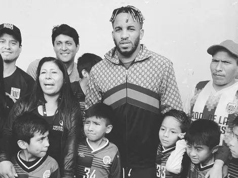 Farfán fue a ver a su hijo jugar fútbol y quedó sorprendido con un golazo