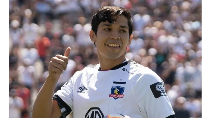 Matías Fernández fue presentado como nuevo jugador de Colo Colo de Chile.