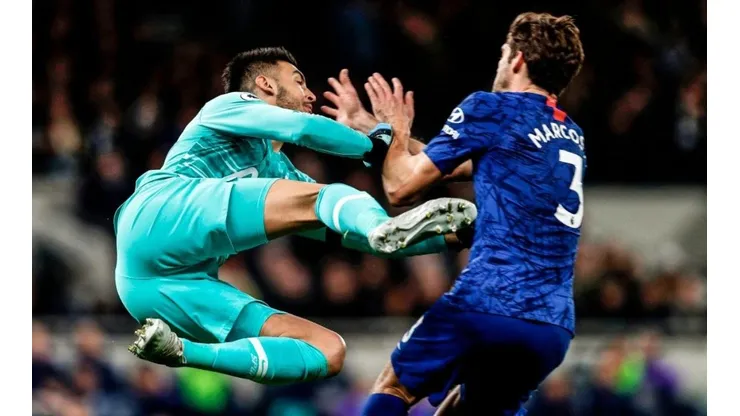 El insólito penal de Gazzaniga que Willian cambió por gol para Chelsea