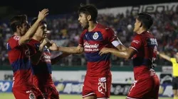 Chivas estrenó a seis refuerzos y venció a Venados