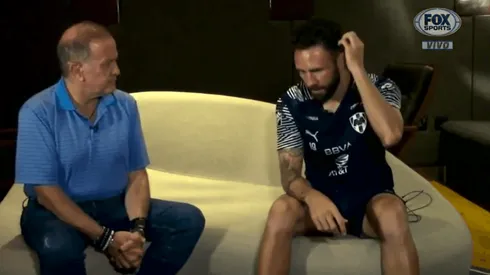 Layún conmovió a todos al recordar el cáncer y su pasado en América