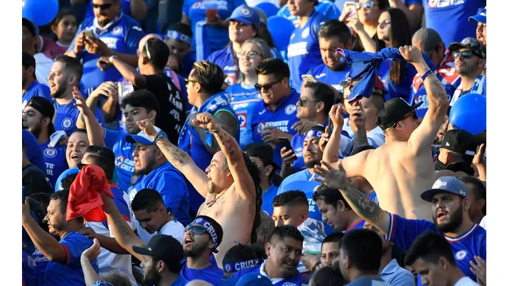 La afición de Cruz Azul eligió cuál es el sector del campo a reforzar