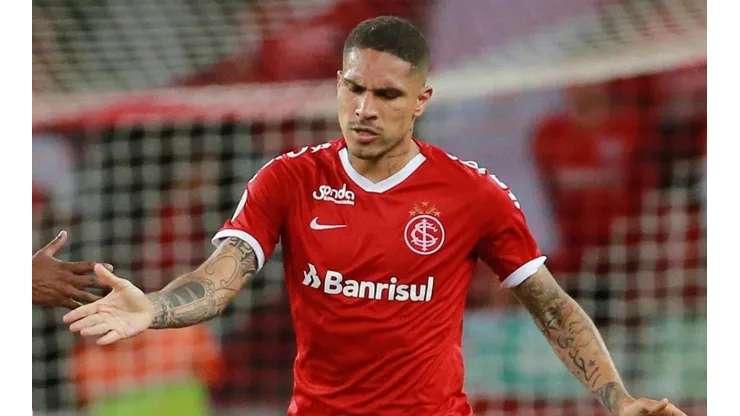 ¿La pieza clave? El jugador que sacrificaría Boca para quedarse con Paolo Guerrero