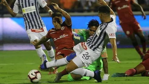 Univeristario ganó los dos clásicos de este año.