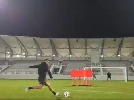 Diego, del Flamengo, metió un golazo de tiro libre en la práctica