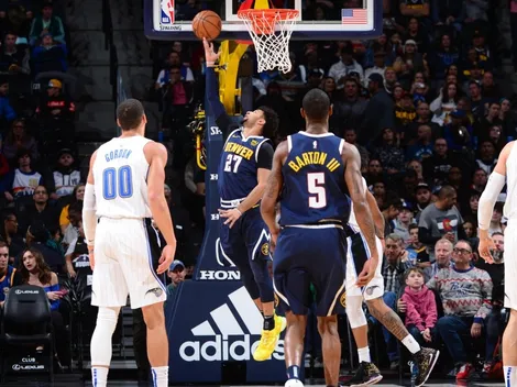 VIDEO | Jugador de los Nuggets mete el balón en su propio aro