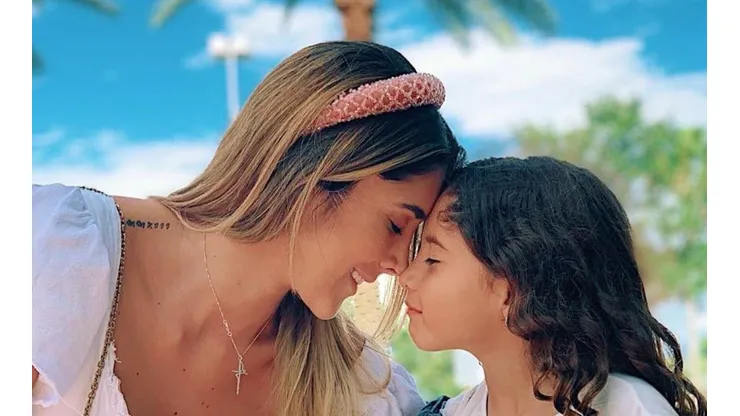 Daniela Ospina conmueve a todos por mensaje a su hija que se va con James
