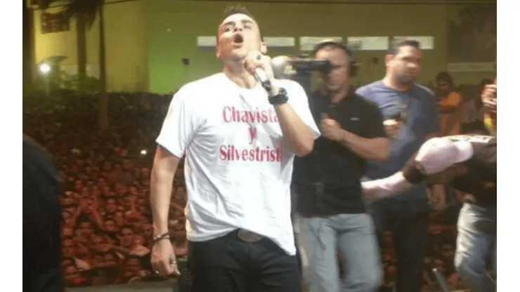 Silvestre Dangond prendió fuego a todo: "A los jóvenes les falta formación"