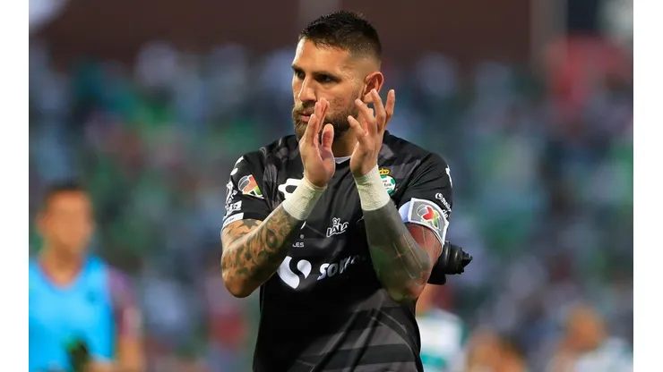 Jonathan Orozco ya quiere revancha tras renovar con Santos