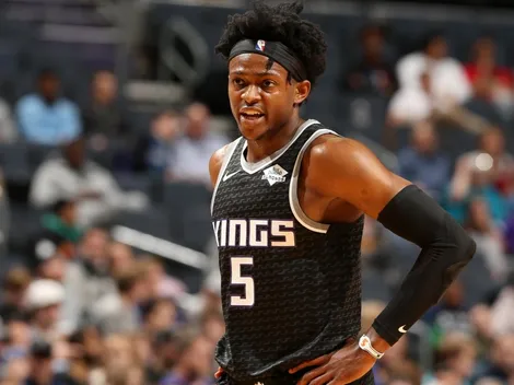 VIDEO | De'Aaron Fox crea el tapón con el pie en un partido de NBA