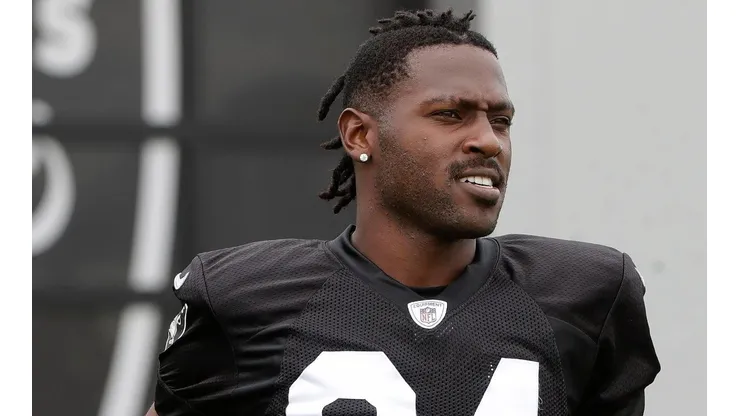 ¡No para! Antonio Brown dijo que es más grande que Tom Brady.