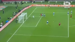 Las brillantes atajadas de Barovero frente al Liverpool.