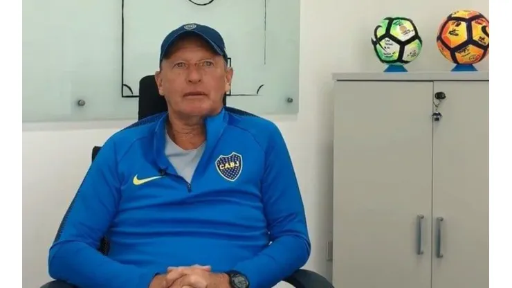 Lo despidió la nueva dirigencia de Boca y disparó contra Riquelme